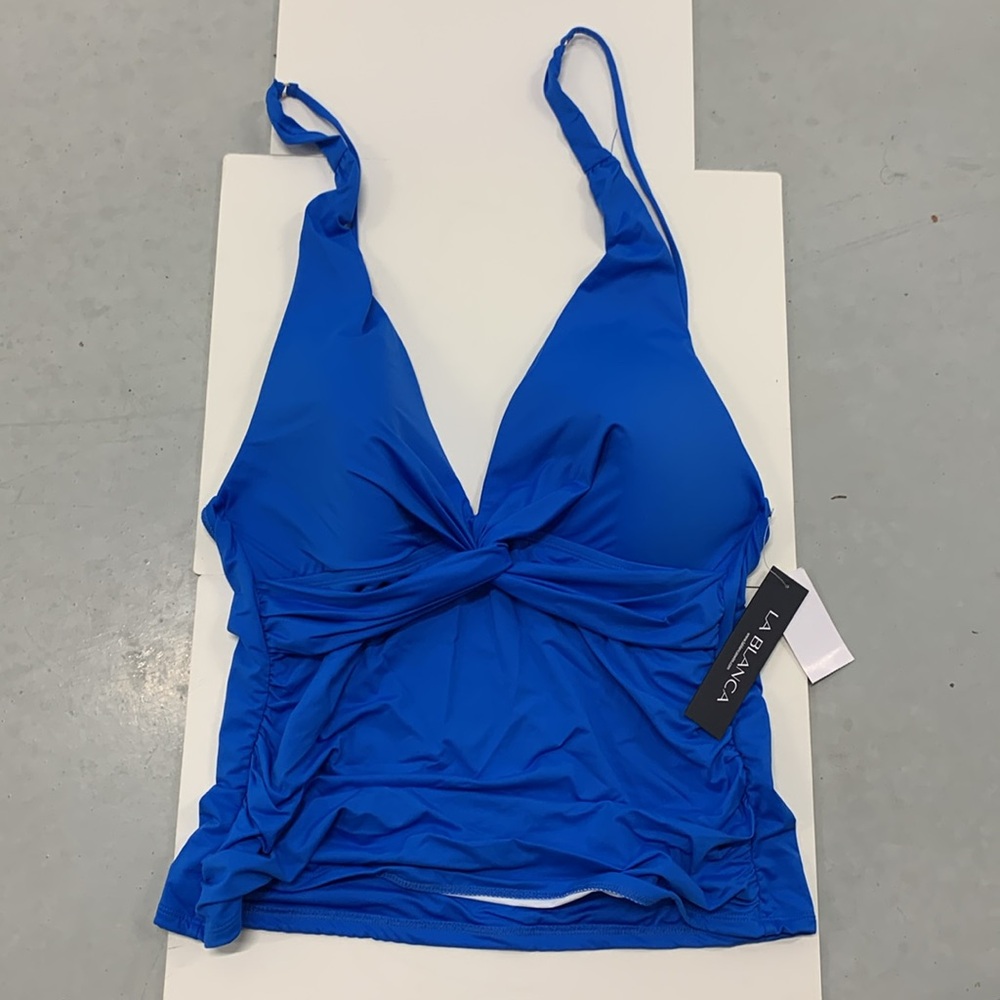 La Blanca Women's Swimsuit Top